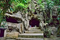 Severní Vietnam: oblast Ninh Binh - buddhistický komplex Bái Đính - stará část