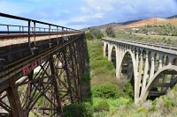 USA Jihozápad: Arroyo Hondo - starý most Old Hwy 101 Bridge