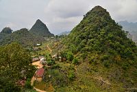 Severní Vietnam (5): Provincie Ha Giang – hory na severu, Lũng Cú – vlajková věž