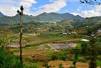Severní Vietnam: oblast Sapa - po cestě do vesnice Ta Phin