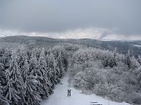 Bílé Karpaty: Velký Lopeník - pod rozhlednou v zimě