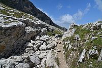 Itálie - Dolomity: stezka č.441 ze sedla Falzarego k Averau