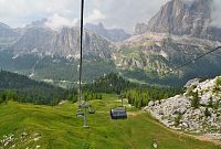 Itálie - Dolomity: Cinque Torri - lanovka 5 Torri