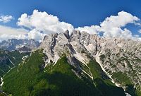 Itálie - Dolomity: Monte Piana - výhled k masívu Cristallo