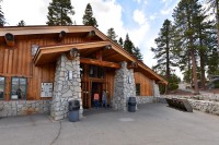 USA Jihozápad: Yosemite - Glacier Point - Visitor Centre
