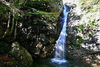 Rakousko - Kaiserwinkl: vodopád Lochner Wasserfall