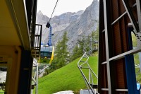 Rakousko - Dachstein: dolní stanice lanovky Dachsteinsüdwandbahn