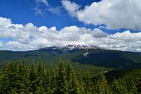 USA - Severozápad: Národní les Mount Hood - výhled na Mount Hood z vyhlídky nad Mirror Lake