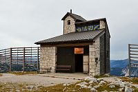 Rakousko – Dachstein: Krippenstein - kaple Heilbronner Kapelle