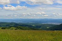 Bílé Karpaty - Moravské Kopanice: pohled z Machnáče k Malé Fatře, Strážovským vrchům