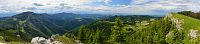 Gutensteinské Alpy: Hochstaff - výhled z vrcholu - panorama (vlevo Reisalpe, vpravo Hochstaff)