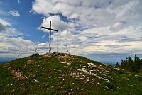 Gutensteinské Alpy: Hochstaff - vrcholový kříž