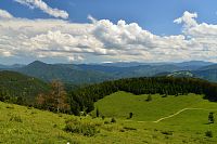 Türnitzké Alpy: výhled z vrcholové louky na Eisensteinu na Türnitzer Höger