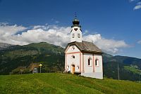 Rakousko: údolí Lesachtal, kostelík Frohn