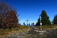 Slovensko - Vtáčnik: vrchol Vtáčniku - kříž