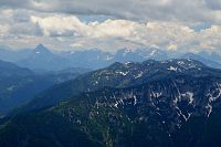 Rakousko - Ybbstallské Alpy: Dürrenstein, výhled na Ennstalské Alpy (přiblíženo)