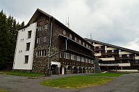 Slovensko - pohoří Poľana, opuštěný hotel Poľana