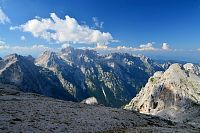 Slovinsko - Julské Alpy: Kredarica - výhled ke Škrlatici