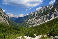 Slovinsko - Julské Alpy: stezka Krma - Kredarica, výhled do doliny Krma