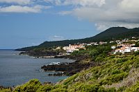 Azorské ostrovy - ostrov Pico: na jižním pobřeží ostrova Pico
