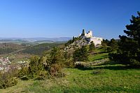 Slovensko - Malé Karpaty: Čachtický hrad