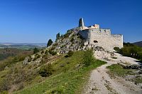 Slovensko - Malé Karpaty: Čachtický hrad