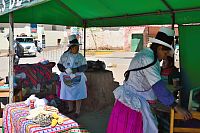 Peru - místní kuchařky v Marasu