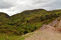 Peru - silnice za městem Huancayo