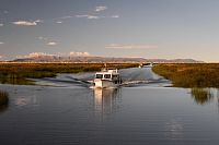 Peru - jezero Titicaca, výlet k plovoucím ostrovům Uros