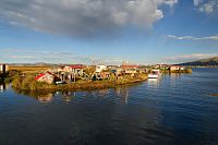 Peru - jezero Titicaca, plovoucí ostrovy Uros