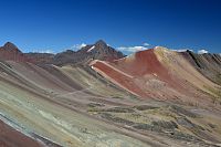 Peru - výhled z hory Vinicunca