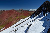 Peru - výhled ze sedla do Valle Rojo (Red Valley)