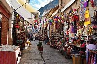 Peru - Pisac, ulice dolního města