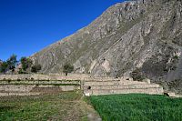 Peru - Ollantaytambo, archeologická lokalita Quelloraqay