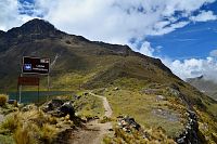 Peru - pohoří Huaytapallana, laguna Carhuacocha