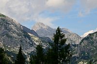 Slovinsko - Julské Alpy: výhled z Planiny Viševnik na Triglav