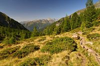 Rakousko - Vysoké Taury: údolí Dösnertal, stezka k jezeru Dösner See