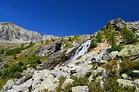 Rakousko - Vysoké Taury: údolí Dösnertal, vodopád pod jezerem Dösner See