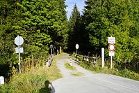 Šumava: hraniční přechod pro pěší Finsterau - Bučina