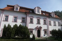 LODĚNICE-ZÁMECKÝ HOTEL