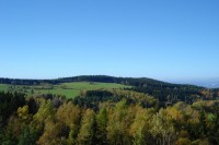 Severozápadní pohled na vrchy Šibeník a Špičák 
