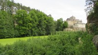 Černý rybník a hrad Kost