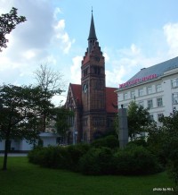 Evangelický Kristův kostel v Ostravě je kostel postavený v letech 1905–1907 ve stylu holandské renesance. Stavba, nazývaná také Červený kostel, patří mezi významné ostravské památky, 3. 5.1958 byla zařazena na ústřední seznam kulturních památek Česka