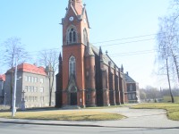 Hrušov, kostel sv. Františka a Viktora