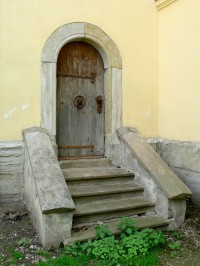 dveře do sakristie?