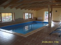 rodinný dům s vnitřním bazénem k pronajmutí - Klenovice Veselka u Soběslavi