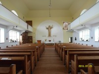 Pohled k oltáři 