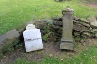 Zbytky z bývalého hřbitova