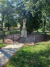 Pomník obětem 1. světové války v Rabštejnské Lhotě