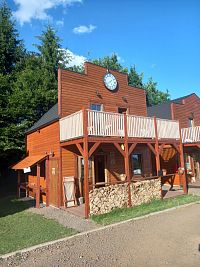 Góry Stołowe Camp v Radkówě